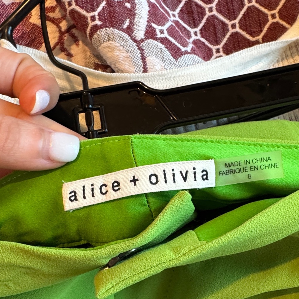 Alice+ Olivia Vibrant Green Flared Pants - Picture 4 of 4